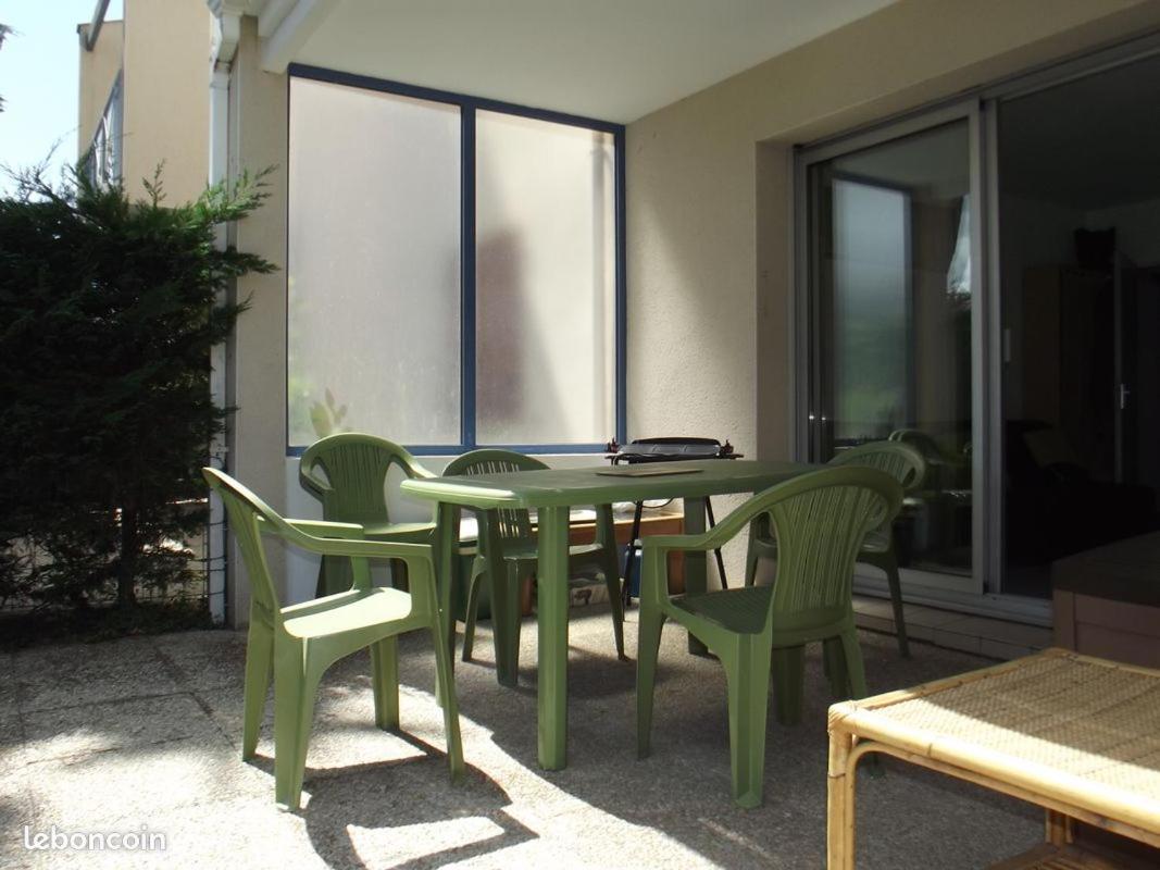 T2 35 M2 St Jean Centre Apartment Сен-Жан-де-Мон Екстериор снимка